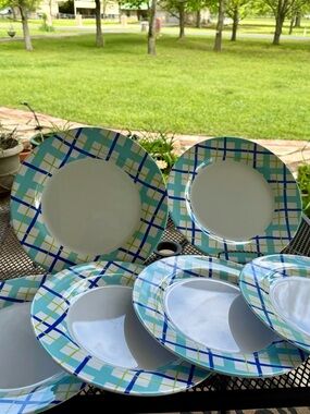 Turquoise, Blue & White Plaid Melamine 6 Dinner Plates 11" Pre-owned Very Good